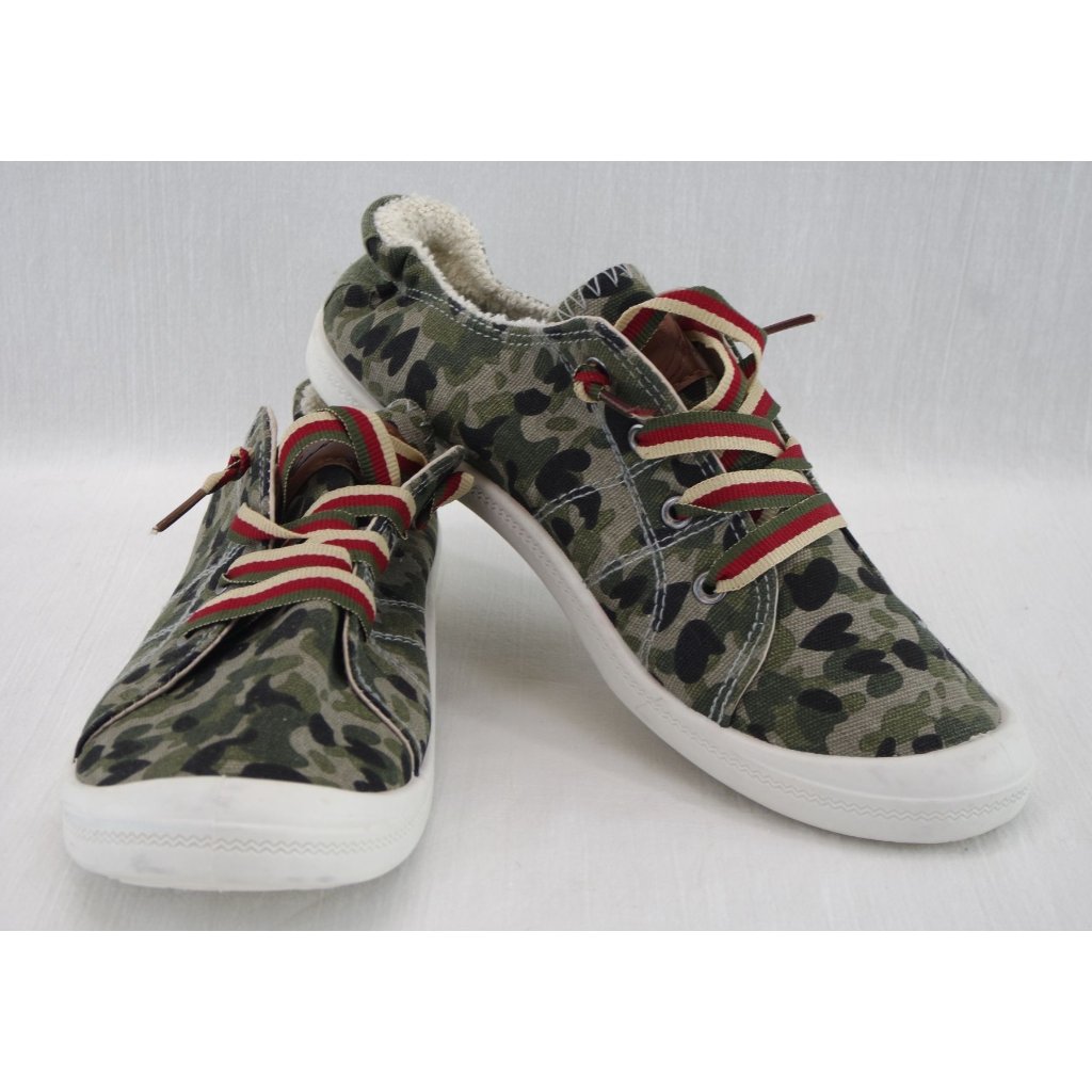 New Vintage Havana Fly Star Low Top Sneakers | Sz 7, Camo
